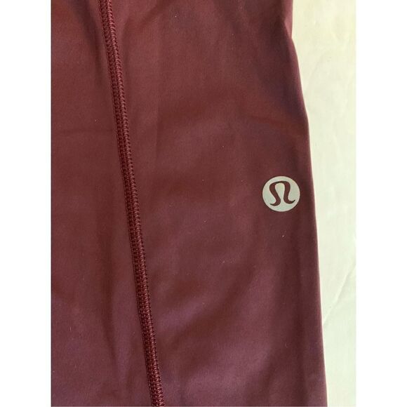 Lululemon Fast and Free Crop II 19" *Non-Reflective Cassis Burgundy Size 4 - Picture 5 of 6